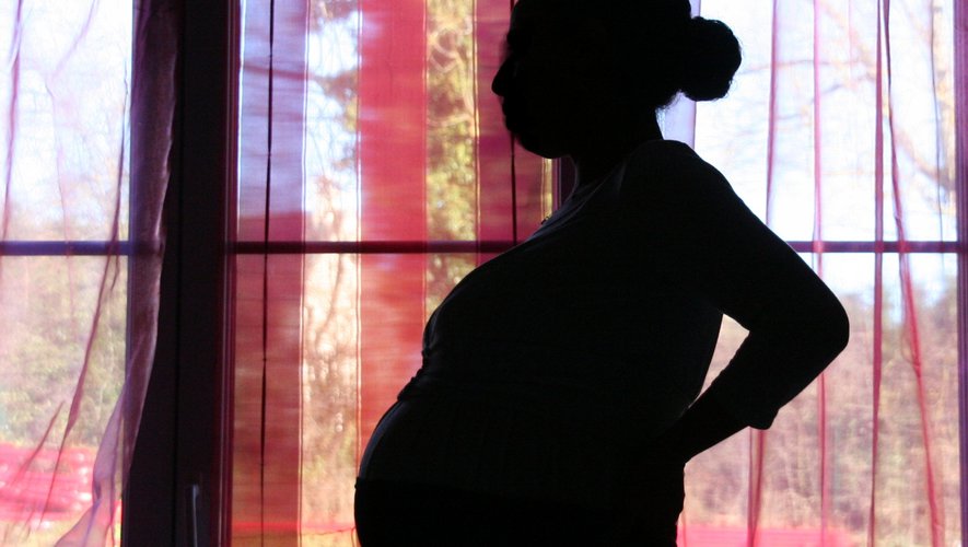 Covid-19 : plus de risque de complications chez les femmes enceintes infectées, selon une étude de l'AP-HP 
